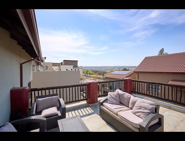 3 BEDROOM HOUSE FOR SALE IN BARBEQUE DOWNS